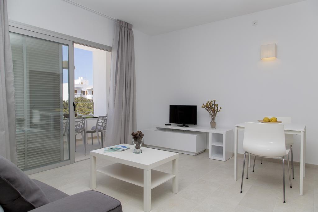 Apartamentos Proa - Emar Hotels Only Adults Ес Пухолс Екстериор снимка